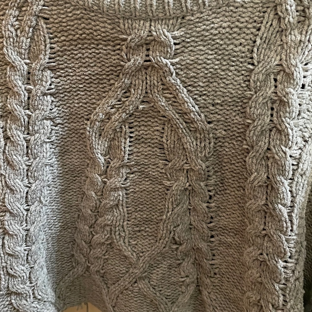 Gray Cropped Sweater - Picture 5 of 5